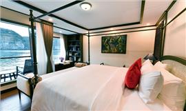 Phòng Heritage Regal Suite